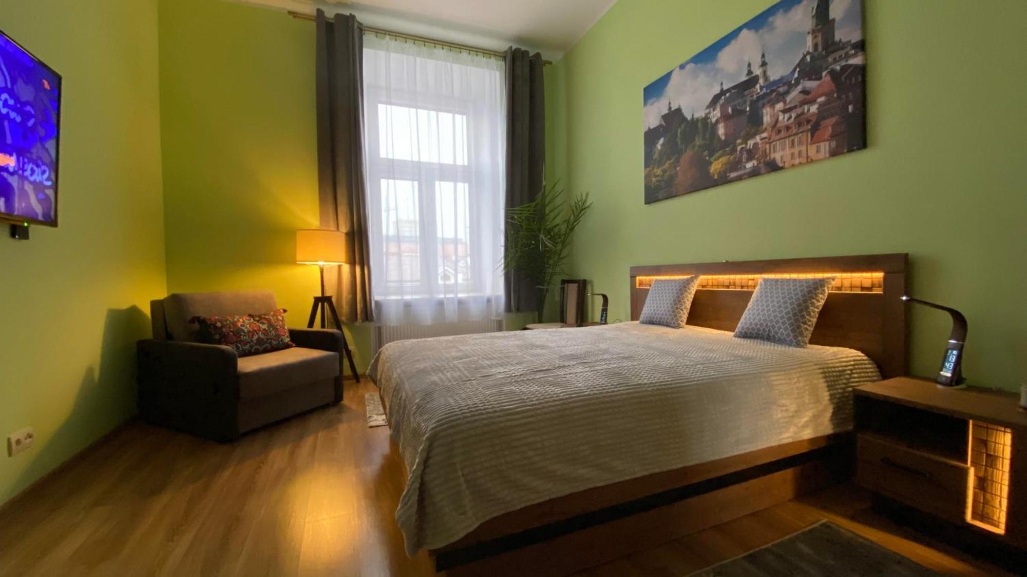Lublinbnb - Exclusive Family Apartment ------ In The Heart Of Lublin -------------------------------- Bedroom & Living Room & Kitchen Dış mekan fotoğraf